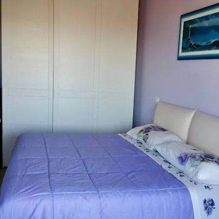 In Juan-les-pins Near Sandy Beaches Appartement *