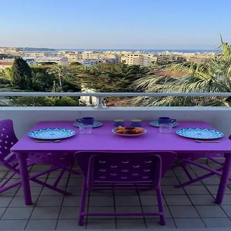 In Juan-les-pins Near Sandy Beaches Antibes