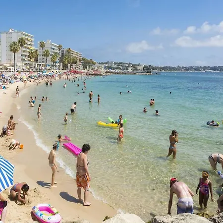 Appartement In Juan-les-pins Near Sandy Beaches *