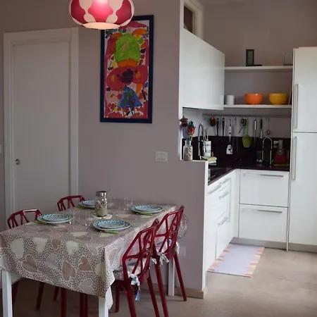 In Juan-les-pins Near Sandy Beaches Appartement *